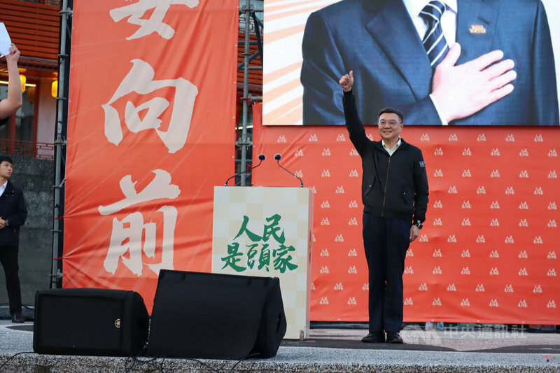 行政院長卓榮泰23日宣講時重話批評藍營總召傅崐萁,恐只會讓政院想推的法案更加難過。(中央社)