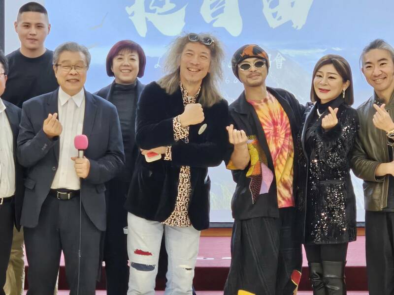 台派成員與大罷免領銜人30日宣布發起挺台灣演唱會,將於6月4日開唱。(Photo by 呂翔禾/台灣醒報)