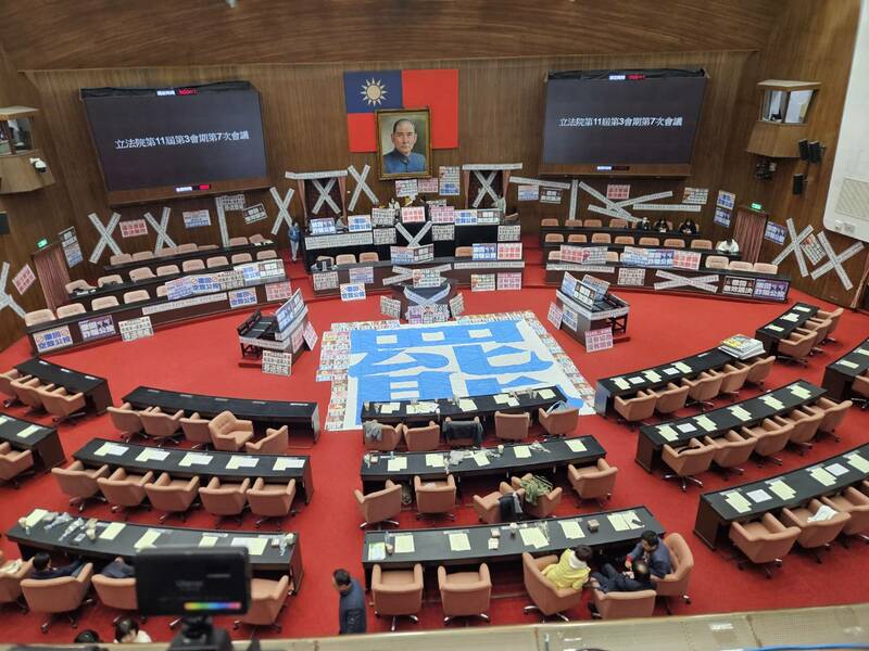 立法院1日總質詢因民進黨杯葛,再次陷入停擺。(Photo by 呂翔禾/台灣醒報)