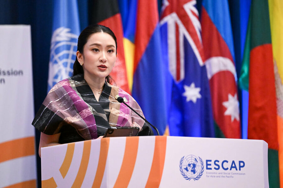 聯合國亞太經社委員會第81屆年會21日在曼谷登場,主題為「亞太地區的城市轉型:從成長到韌性」,泰國總理貝東塔受邀在開幕式致詞。(泰國總理府提供)