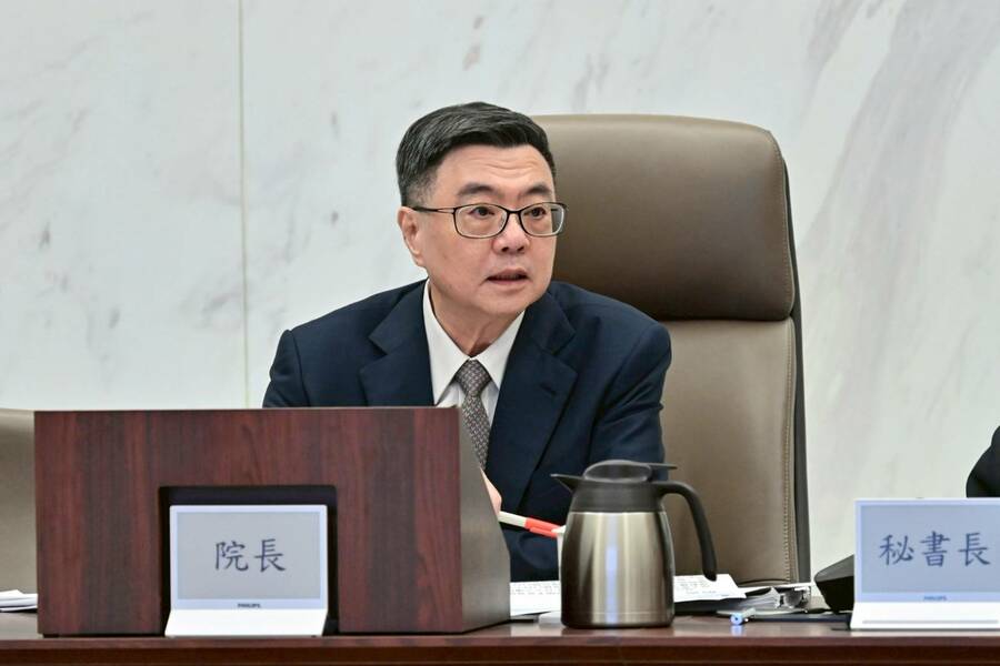行政院長卓榮泰29日宣布,近日將提出追加預算636億,用於地方補助、禁伐補償與提升國軍待遇。(行政院提供)