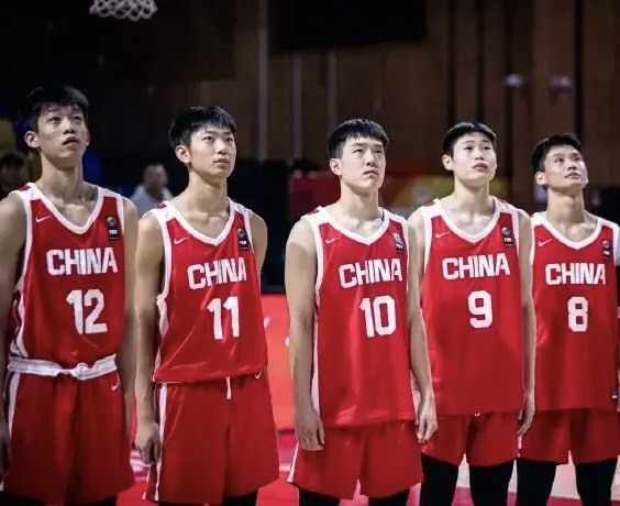 中國U16不敵澳洲拿到亞青賽亞軍,但表現十分已超出球迷預期。(photo from 中國微博截圖)