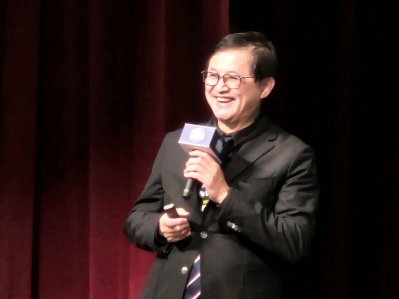 和碩科技董事長童子賢15日在論壇演講旁徵博引,呼籲政府仍需考慮採用核能。(Photo by 呂翔禾/台灣醒報)